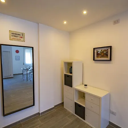 Apartment La Casa British Genua